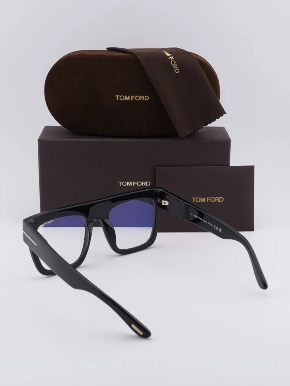 Tom Ford model ft0847